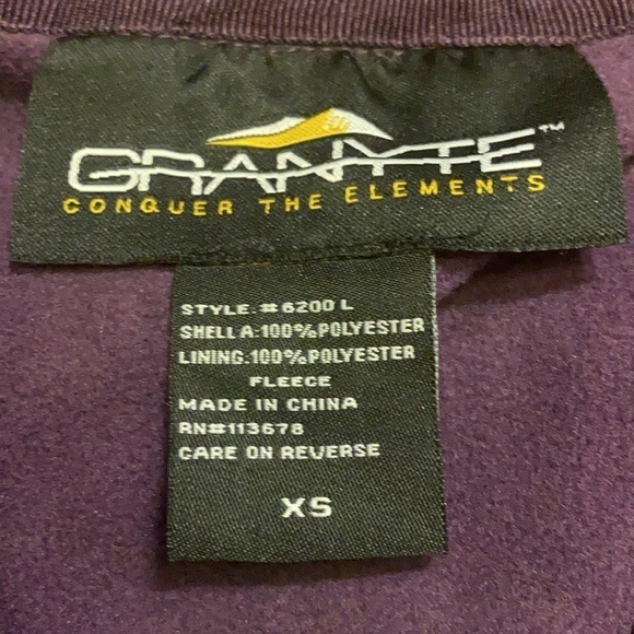 🎁 2 Conquer the Elements Jackets - Picture 6 of 7